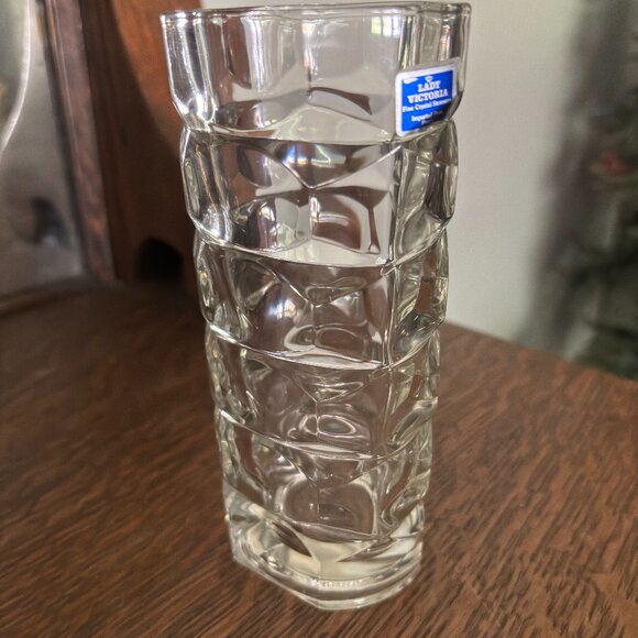 Vintage Lady Victoria Fine Crystal Vase Made In France Chantelle Design 6.5" x 3 - Picture 6 of 6